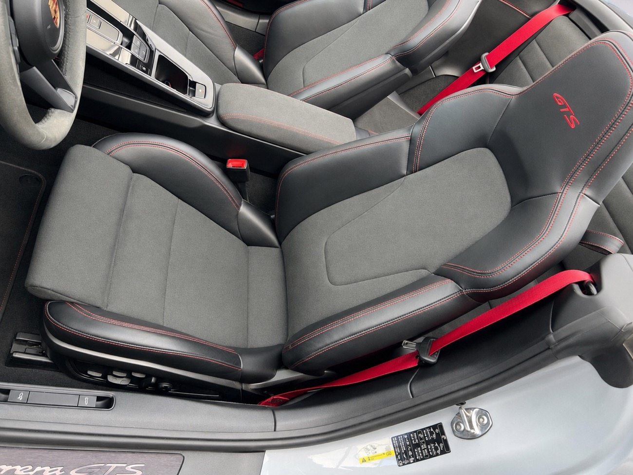 Porsche 911 Carrera GTS Cabrio — foto 26