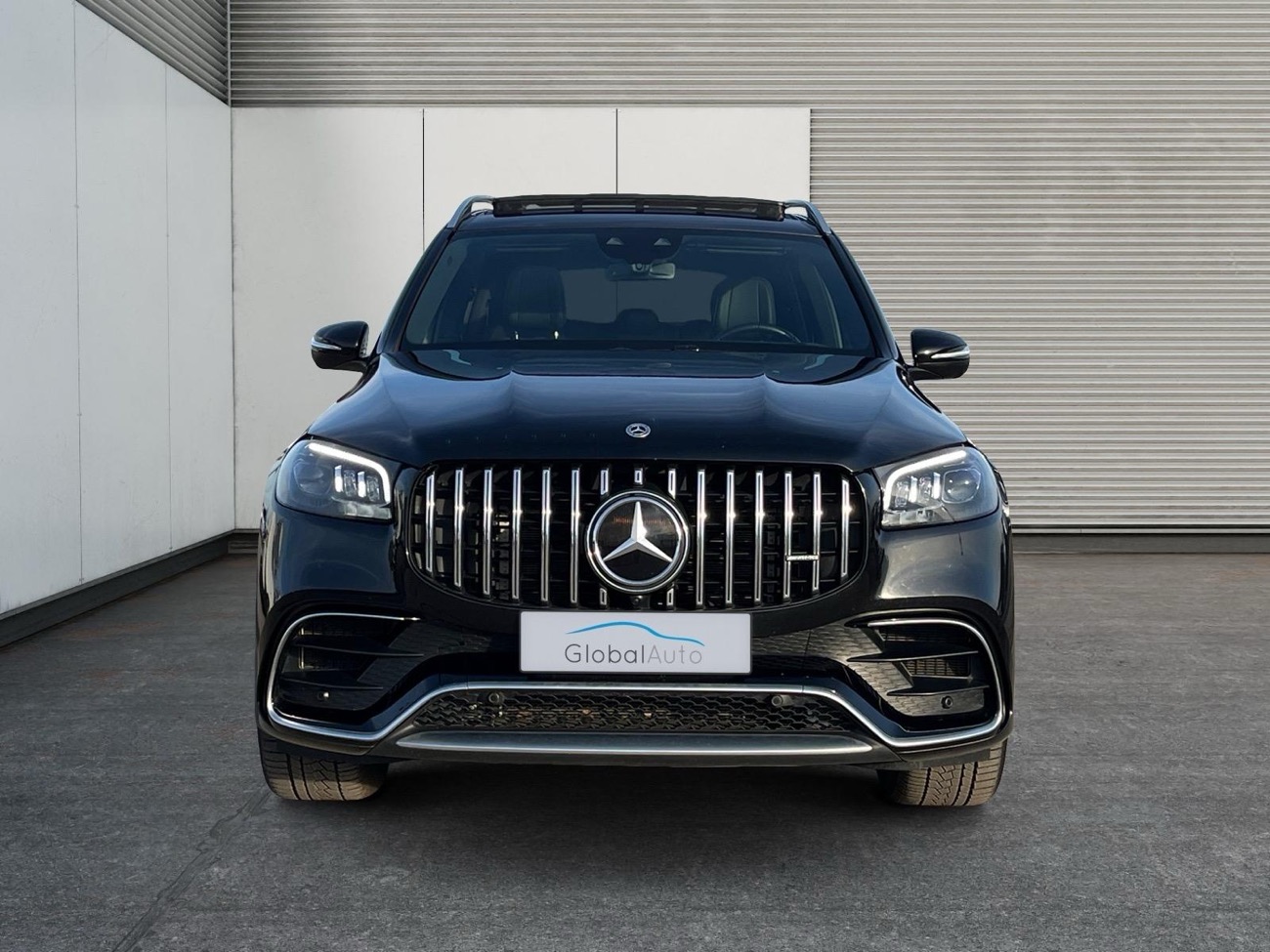 Mercedes-AMG GLS 63 — foto 3