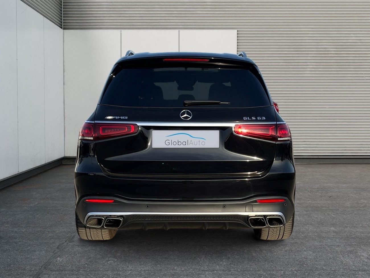 Mercedes-AMG GLS 63 — foto 8