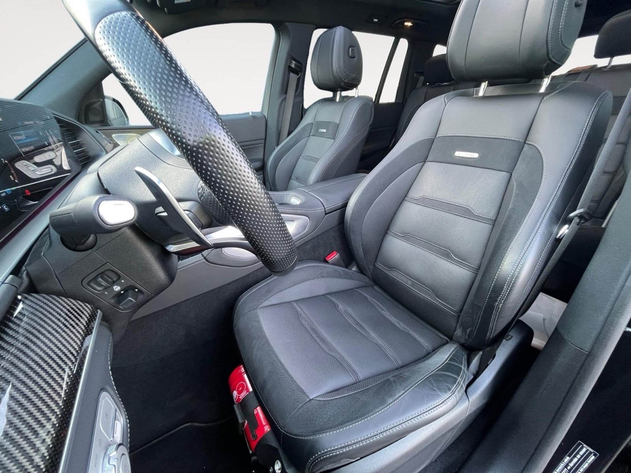 Mercedes-AMG GLS 63 — foto 13